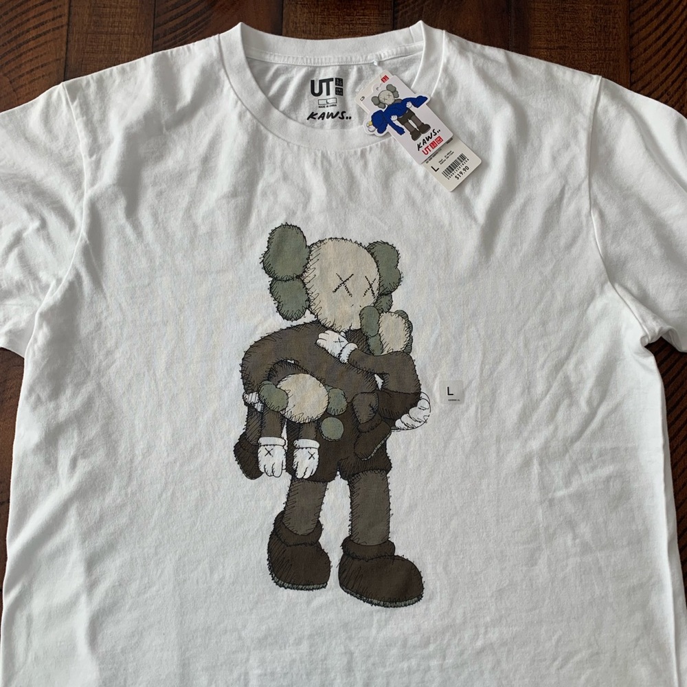 KAWS X UNIQLO